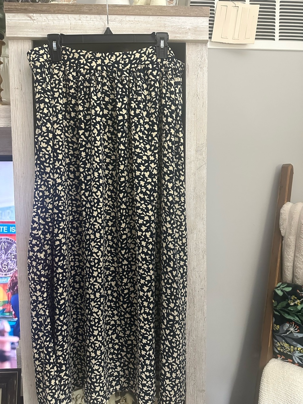 Black and Cream Floral Maxi Skirt – Elegant Everyday Style